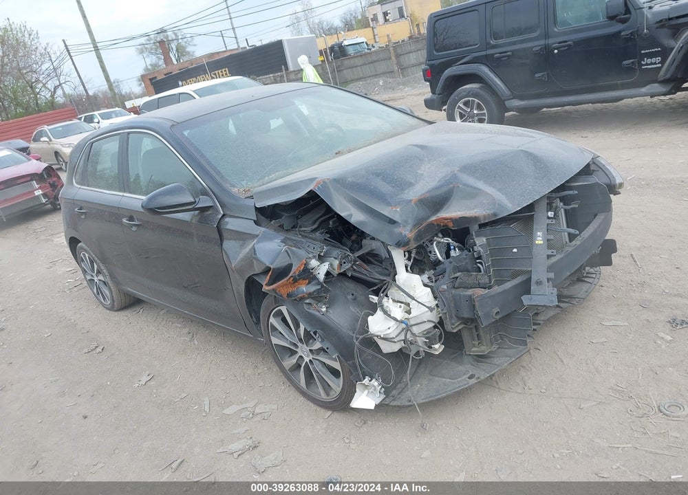 2019 HYUNDAI ELANTRA GT VIN: KMHH35LE1KU093374