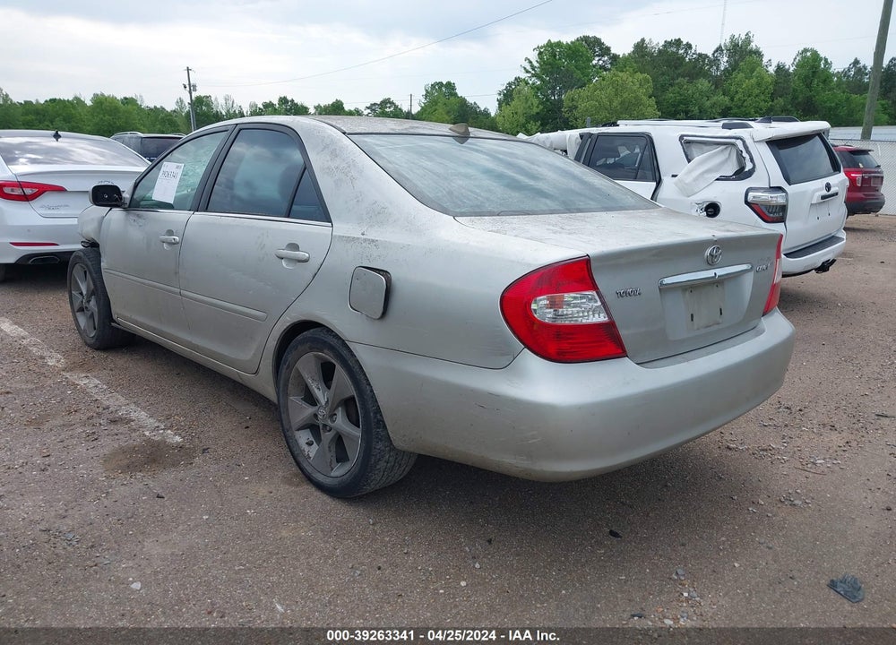 2004 TOYOTA CAMRY LE VIN: 4T1BE32K84U825787
