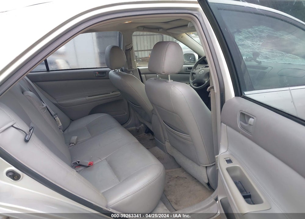 2004 TOYOTA CAMRY LE VIN: 4T1BE32K84U825787