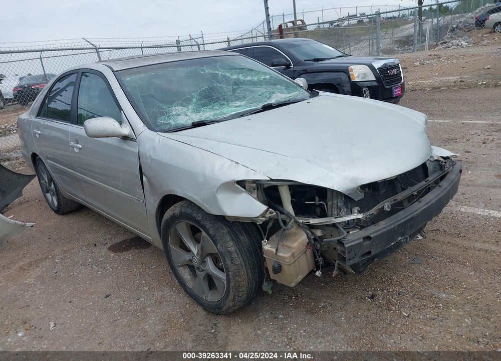 2004 TOYOTA CAMRY LE VIN: 4T1BE32K84U825787