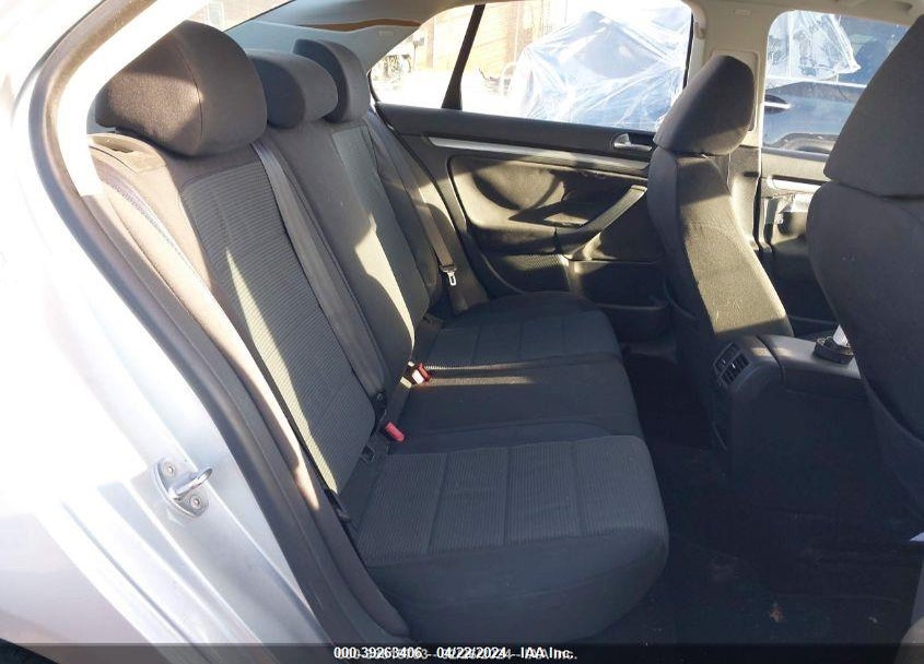 2010 VOLKSWAGEN JETTA S VIN: 3VWJZ7AJ3AM068279
