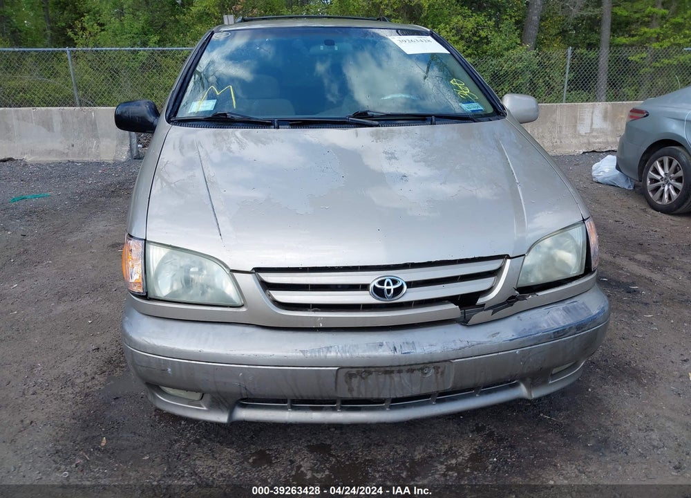 2001 TOYOTA SIENNA XLE VIN: 4T3ZF13C11U407033