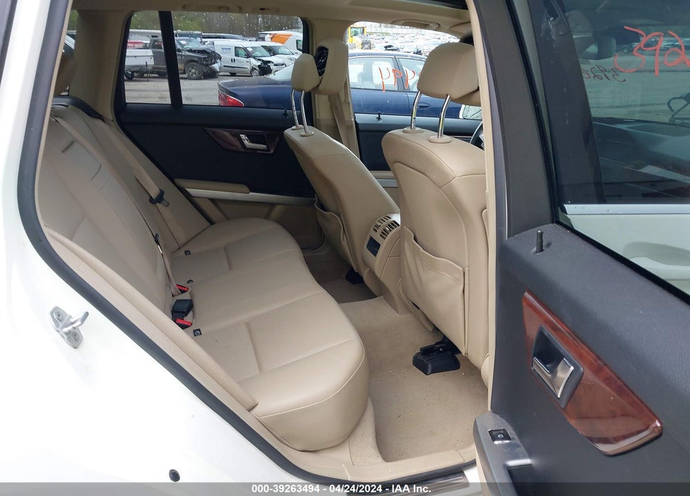 2010 MERCEDES-BENZ GLK 350 4MATIC VIN: WDCGG8HB5AF382940