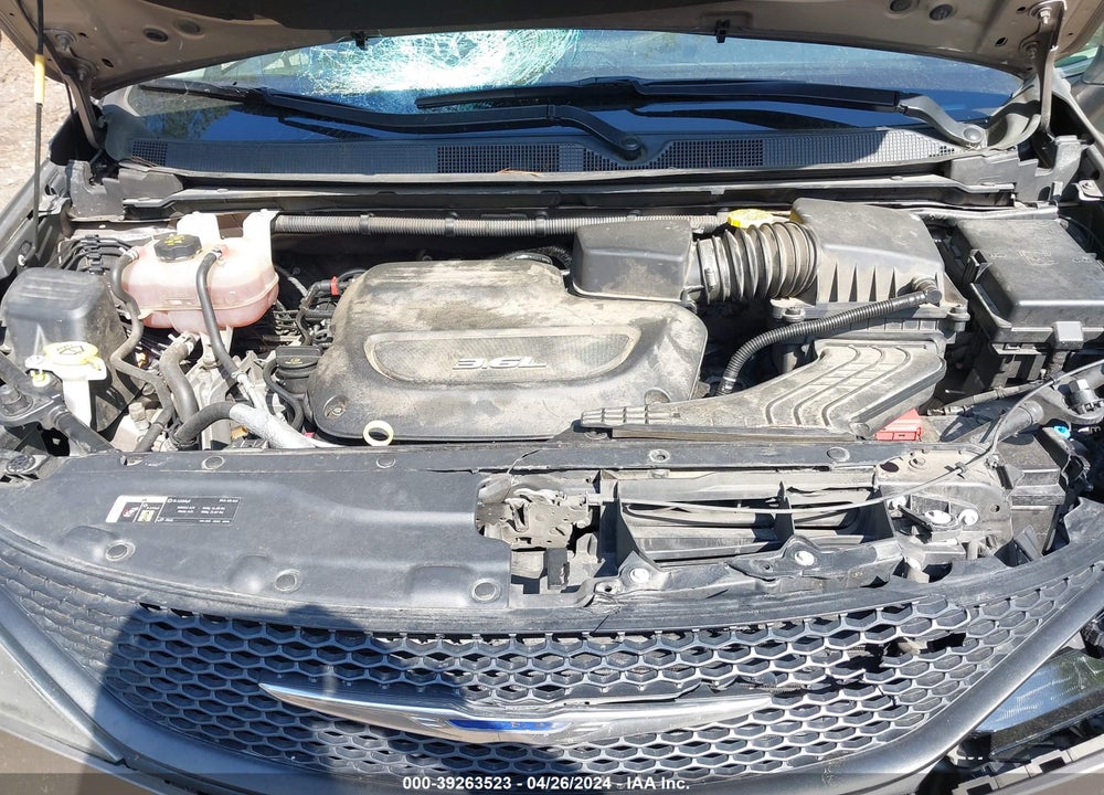 2018 CHRYSLER PACIFICA L VIN: 2C4RC1AG6JR130758