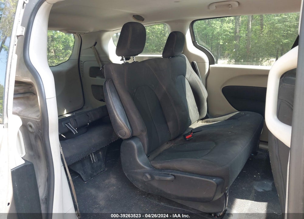 2018 CHRYSLER PACIFICA L VIN: 2C4RC1AG6JR130758