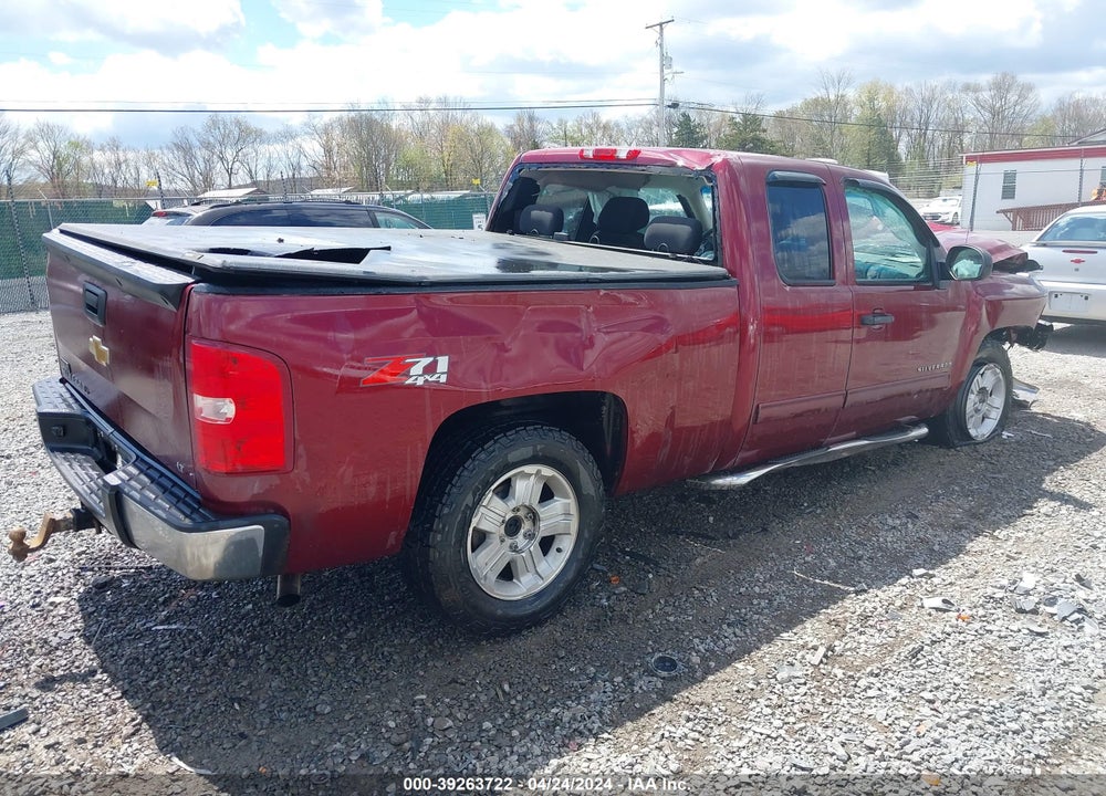 2013 CHEVROLET SILVERADO 1500 LT VIN: 1GCRKSE78DZ227649