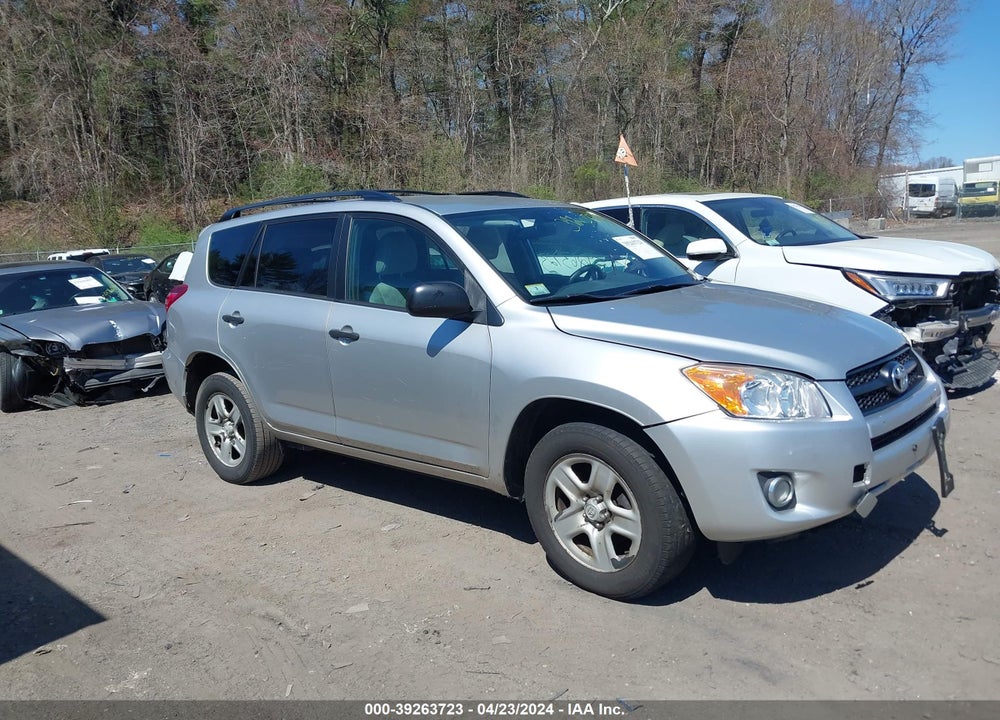 2011 TOYOTA RAV4 VIN: 2T3KF4DV0BW098188