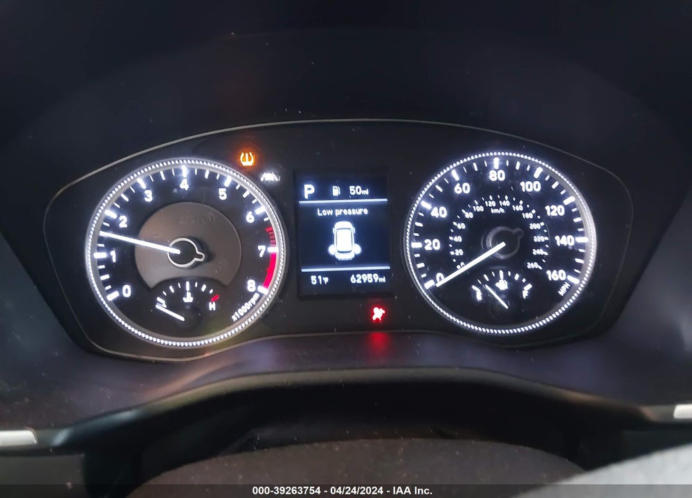 2019 HYUNDAI SANTA FE SE VIN: 5NMS23AD3KH133330