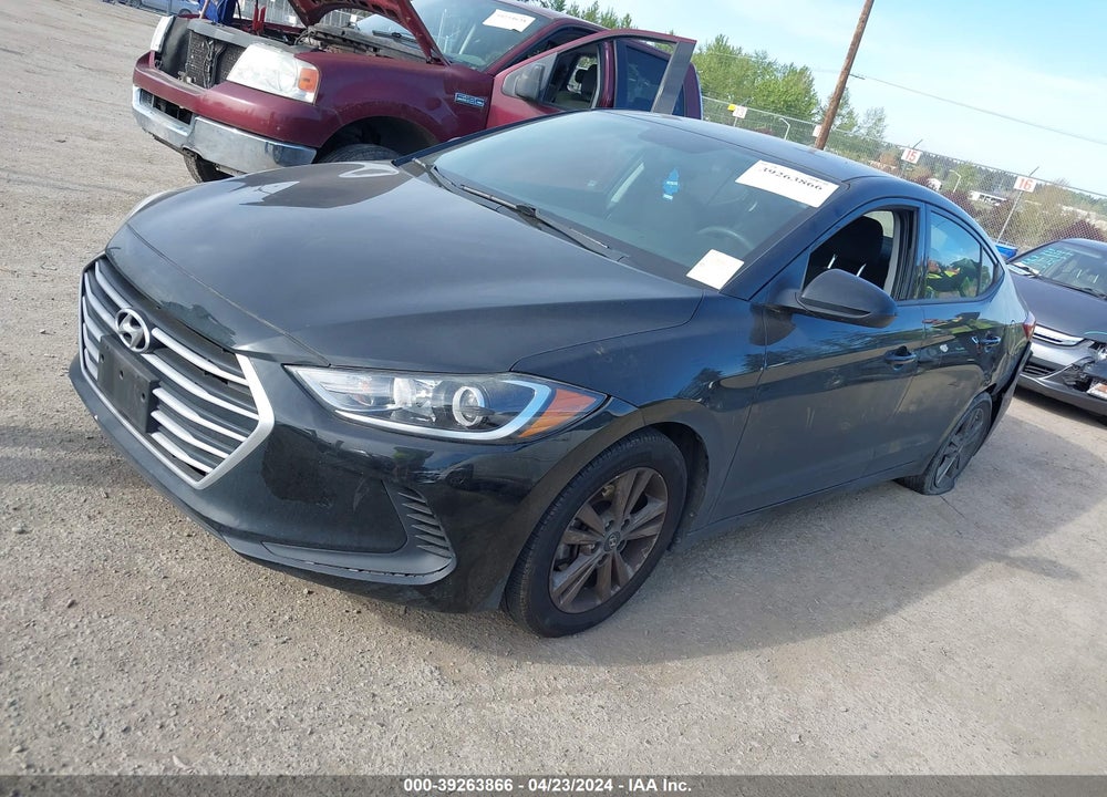 2018 HYUNDAI ELANTRA SEL VIN: 5NPD84LF8JH381179