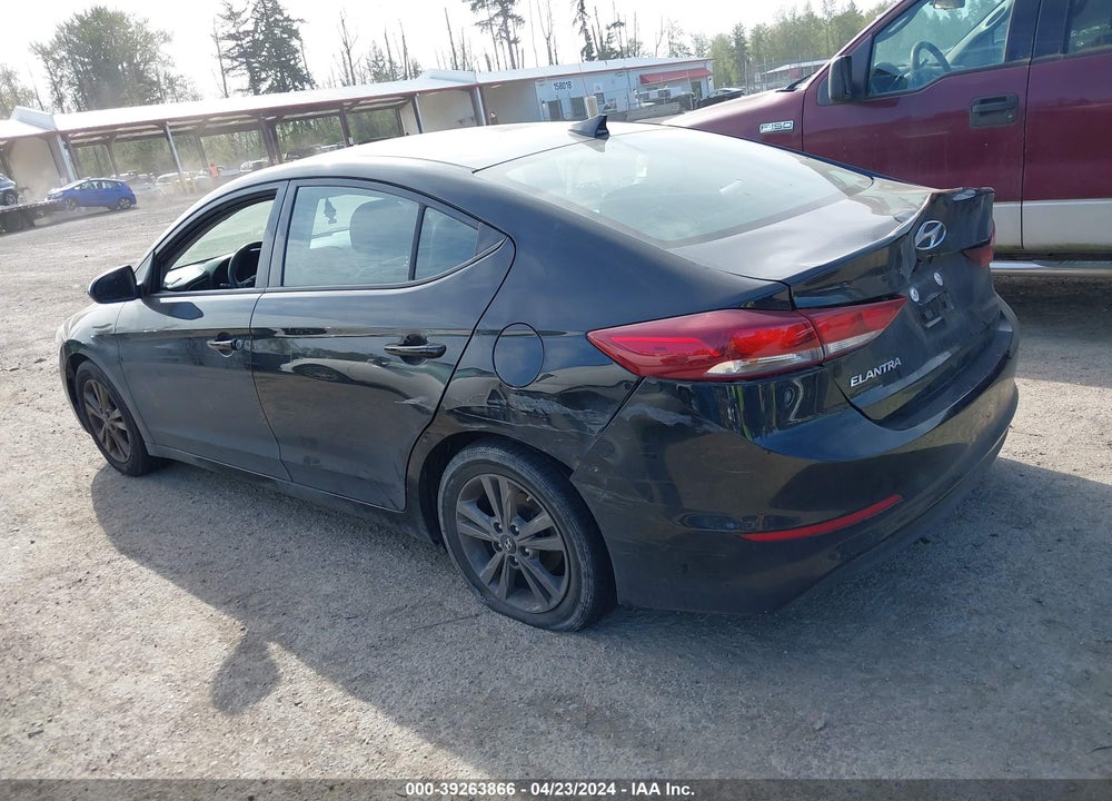 2018 HYUNDAI ELANTRA SEL VIN: 5NPD84LF8JH381179
