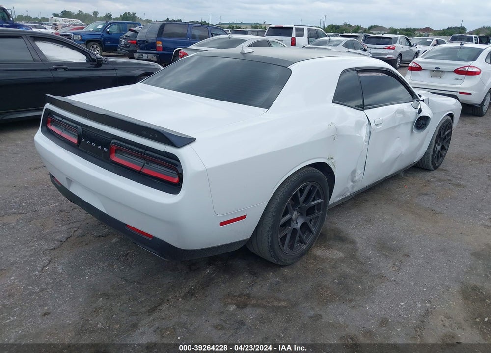 2016 DODGE CHALLENGER 392 HEMI SCAT PACK SHAKER VIN: 2C3CDZFJXGH263676