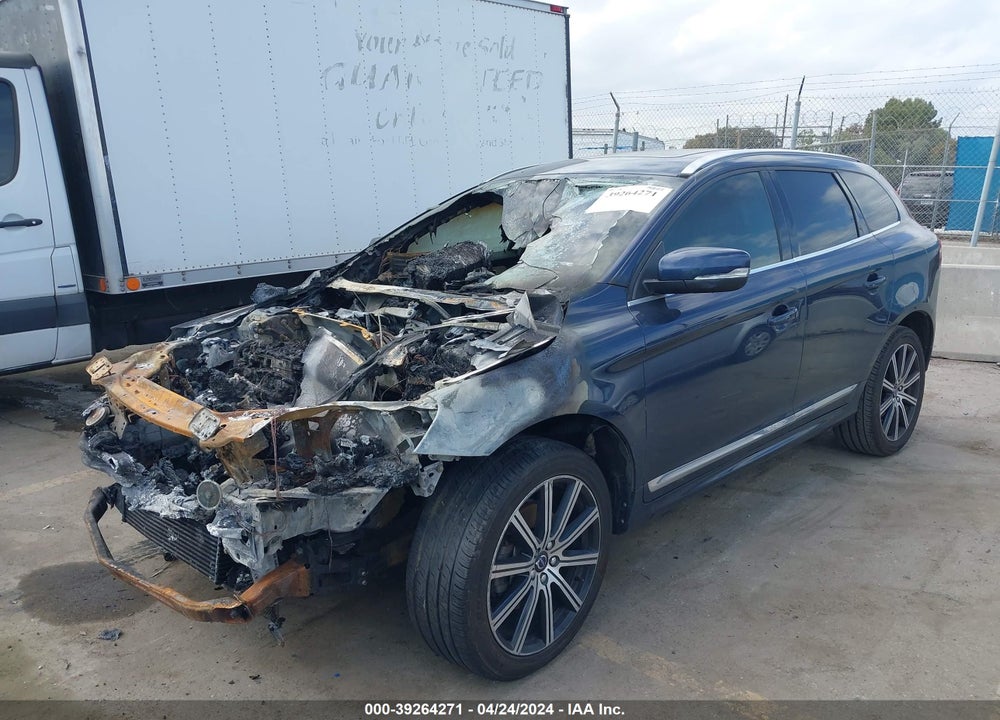 2015 VOLVO XC60 VIN: YV440MDM0F2705686