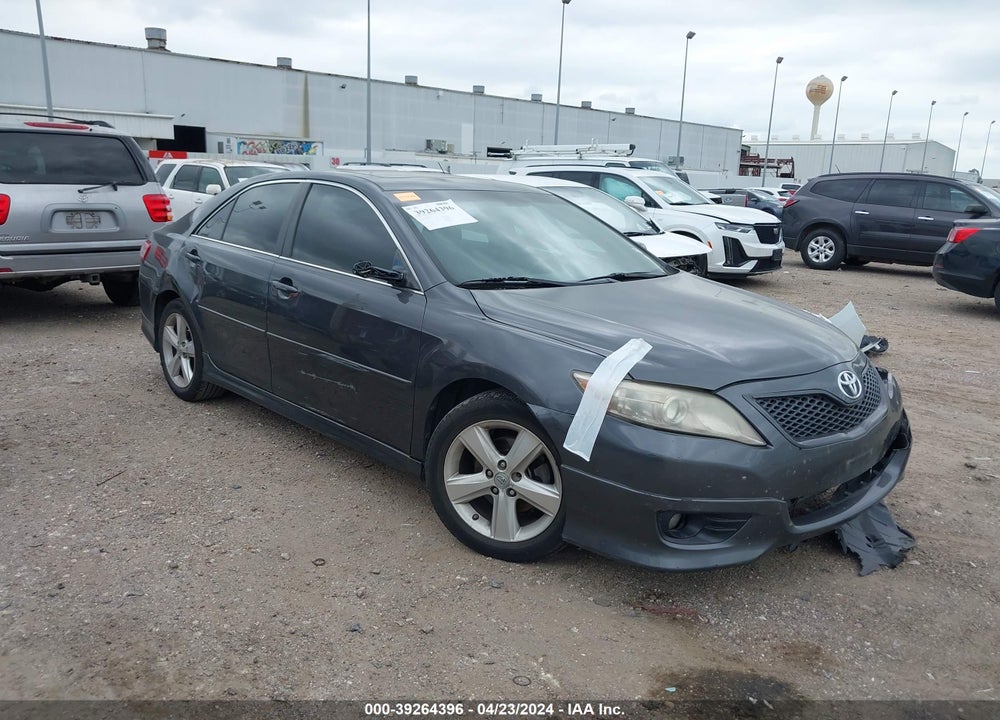 2011 TOYOTA CAMRY SE VIN: 4T1BF3EK8BU657137