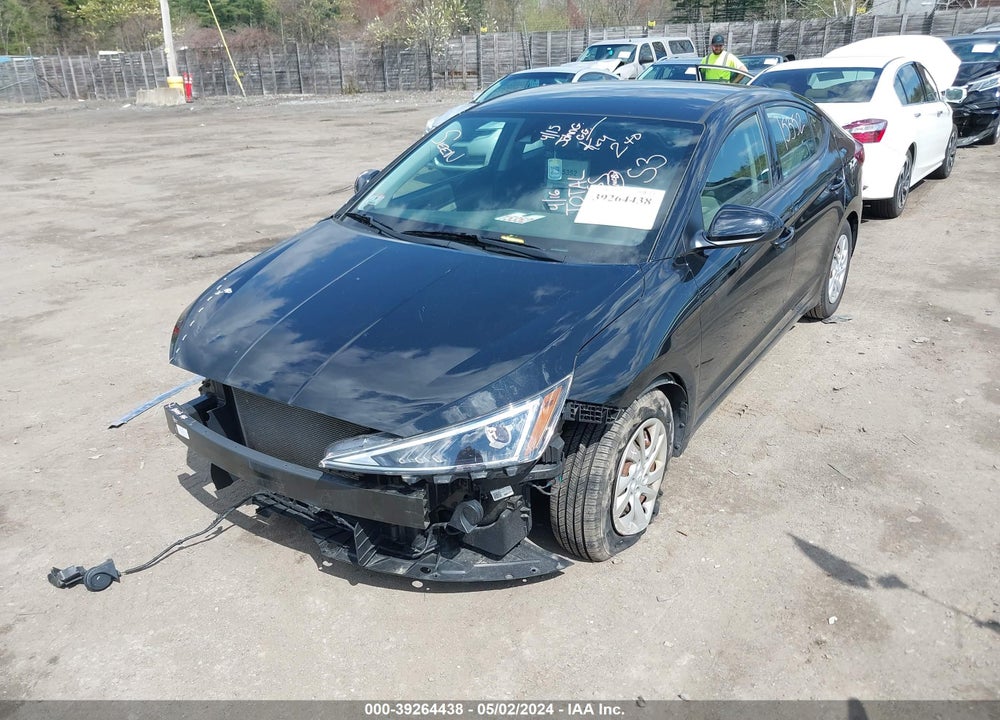 2020 HYUNDAI ELANTRA SE VIN: 5NPD74LF7LH560609