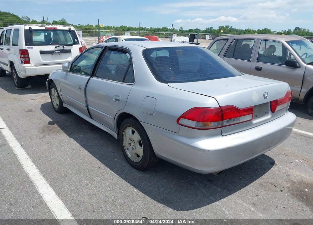 2001 HONDA ACCORD VIN: 1HGCG165X1A058857