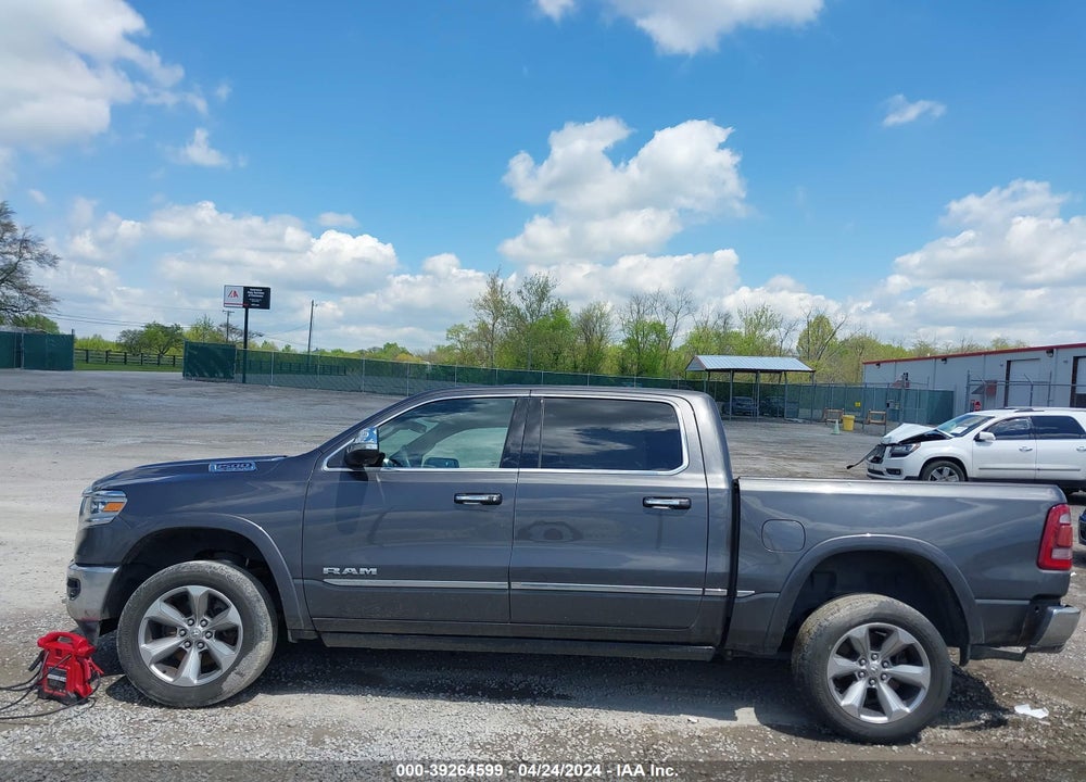2019 RAM 1500 LIMITED 4X4 5'7 BOX VIN: 1C6SRFHT3KN533991