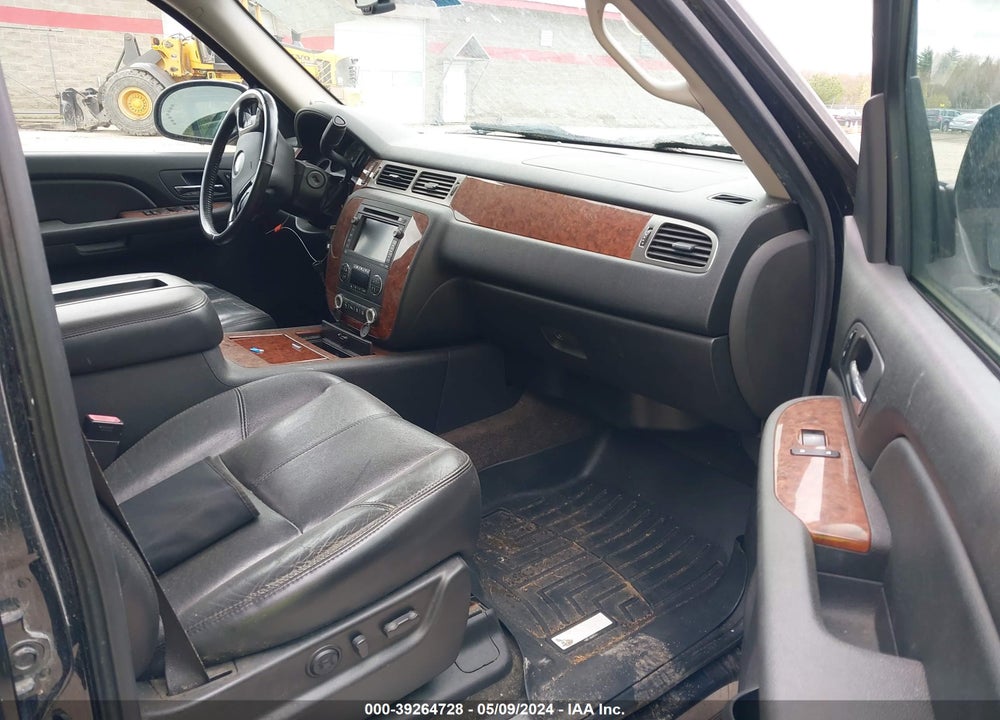 2007 CHEVROLET SUBURBAN 1500 VIN: 3GNFK16347G210366