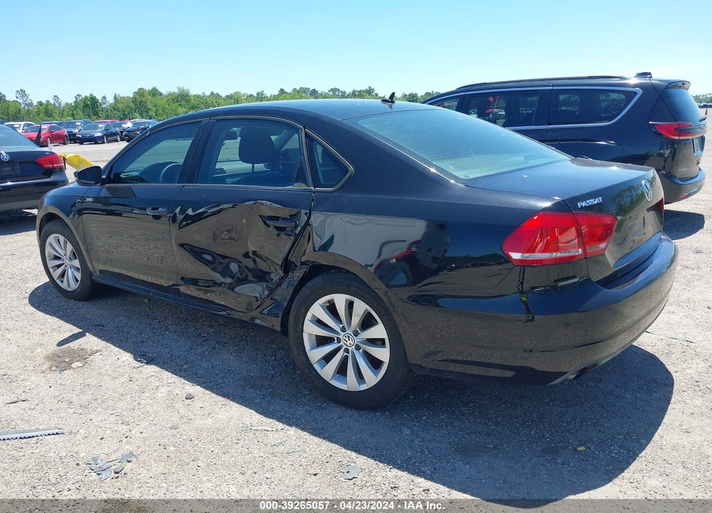 2014 VOLKSWAGEN PASSAT 1.8T S VIN: 1VWAS7A35EC065493