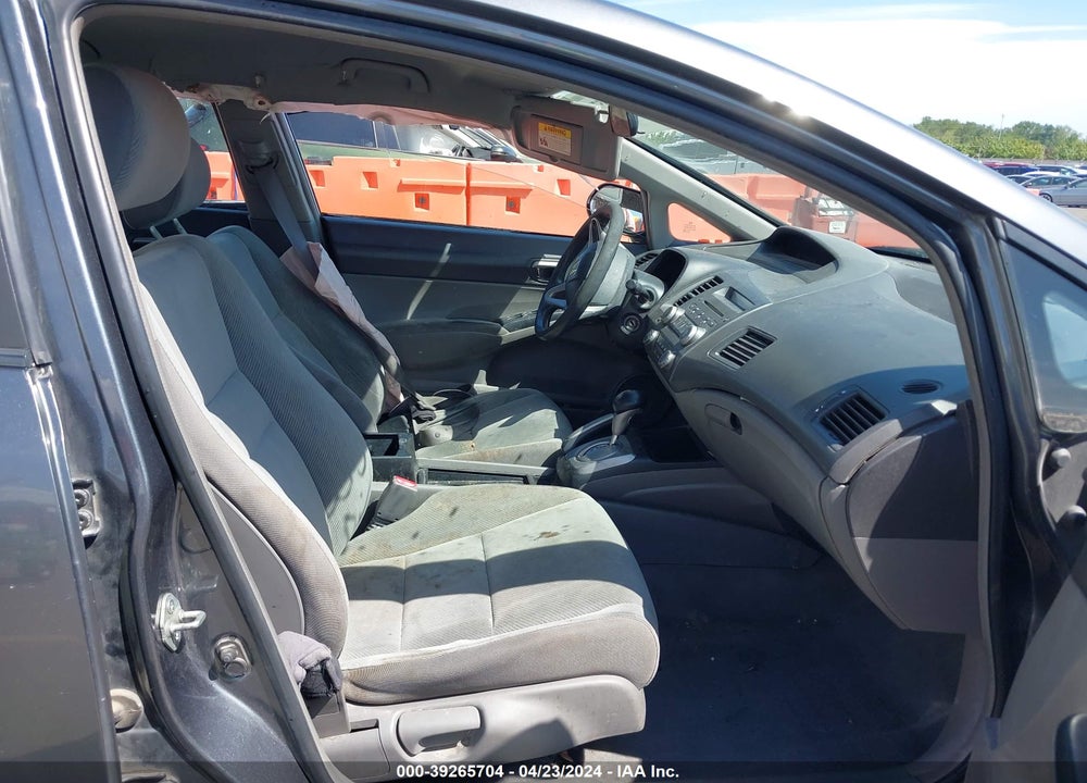 2010 HONDA CIVIC LX VIN: 19XFA1F52AE061620