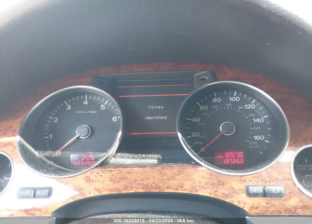 2010 AUDI A8 L 4.2 VIN: WAURVAFA1AN007331