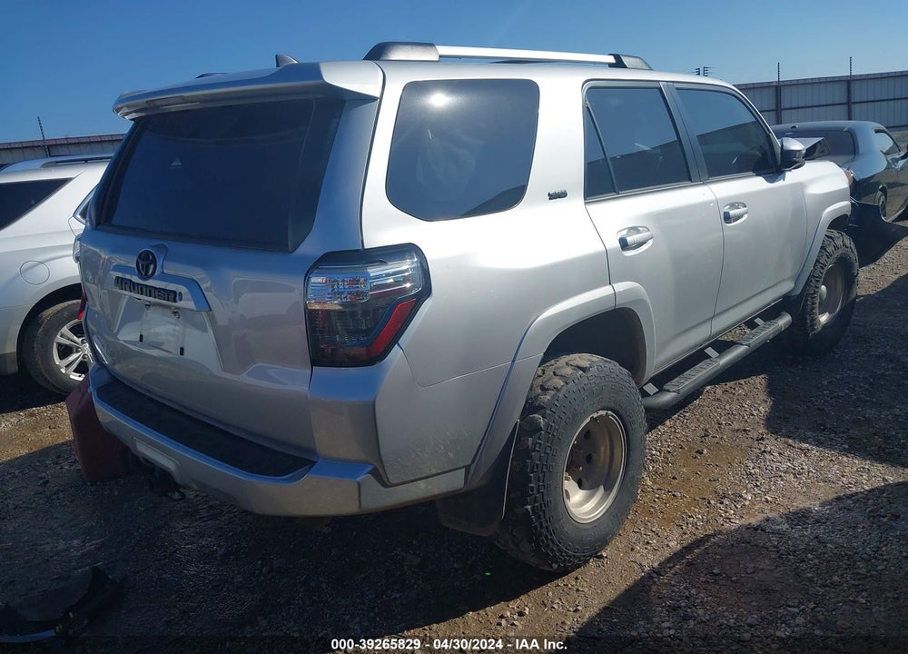 2021 TOYOTA 4RUNNER SR5 VIN: JTEMU5JR3M5884343