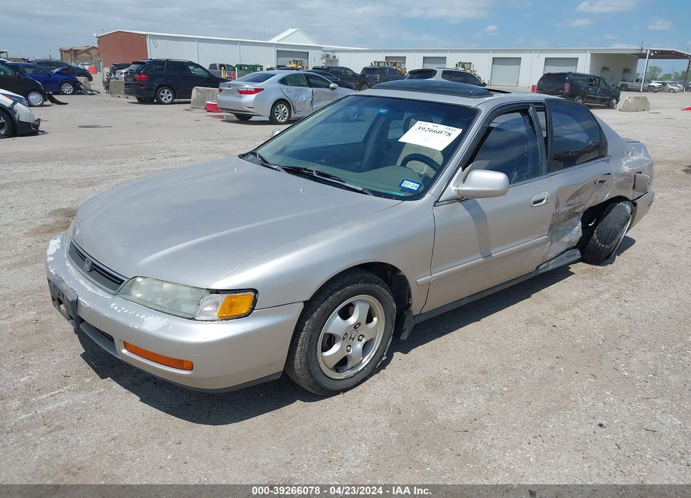 1997 HONDA ACCORD SE VIN: 1HGCD5601VA172627