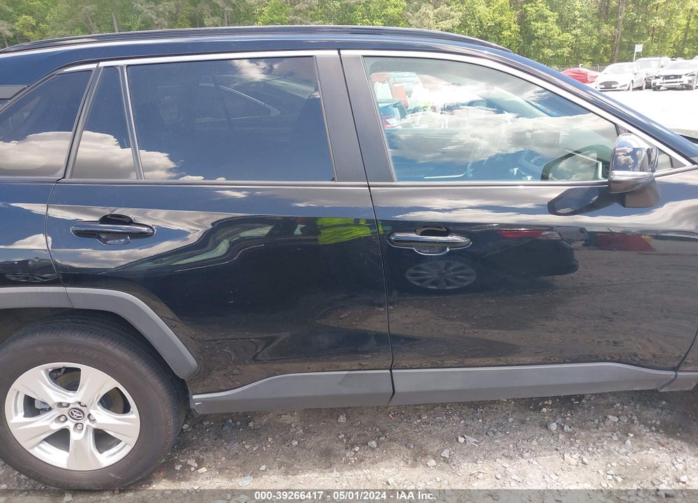 2020 TOYOTA RAV4 XLE VIN: 2T3P1RFV8LC082516
