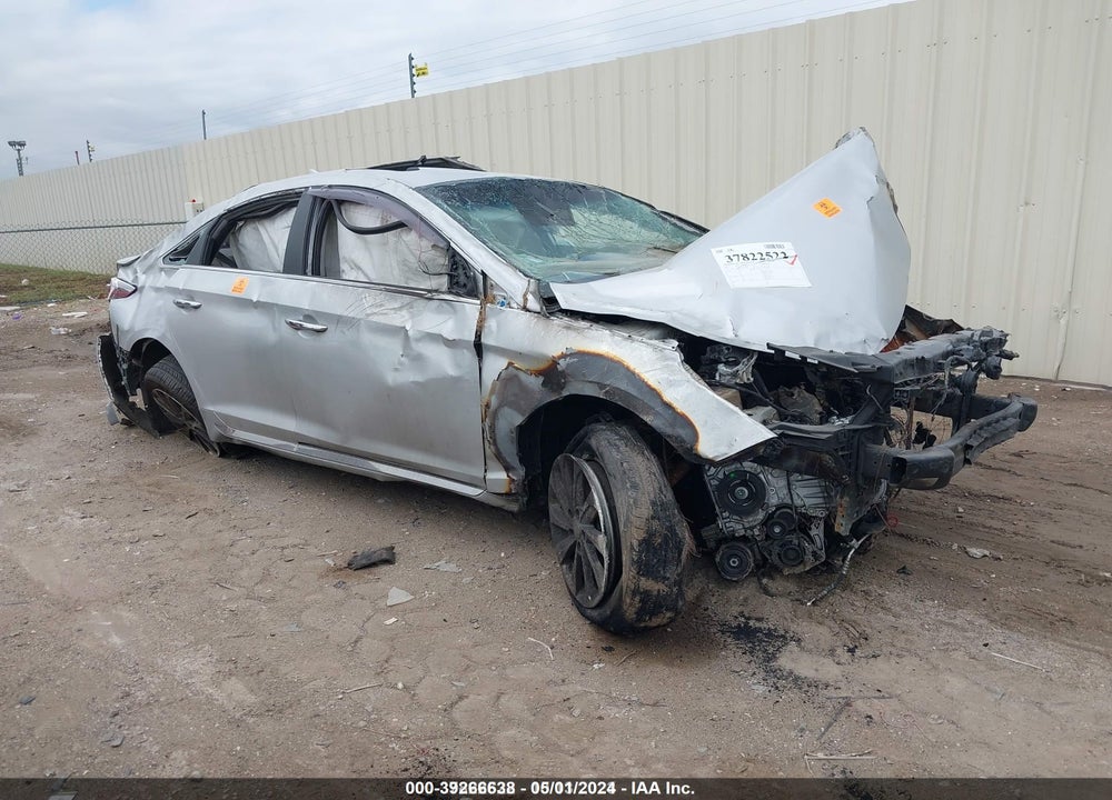 2017 HYUNDAI SONATA SPORT VIN: 5NPE34AF4HH456590
