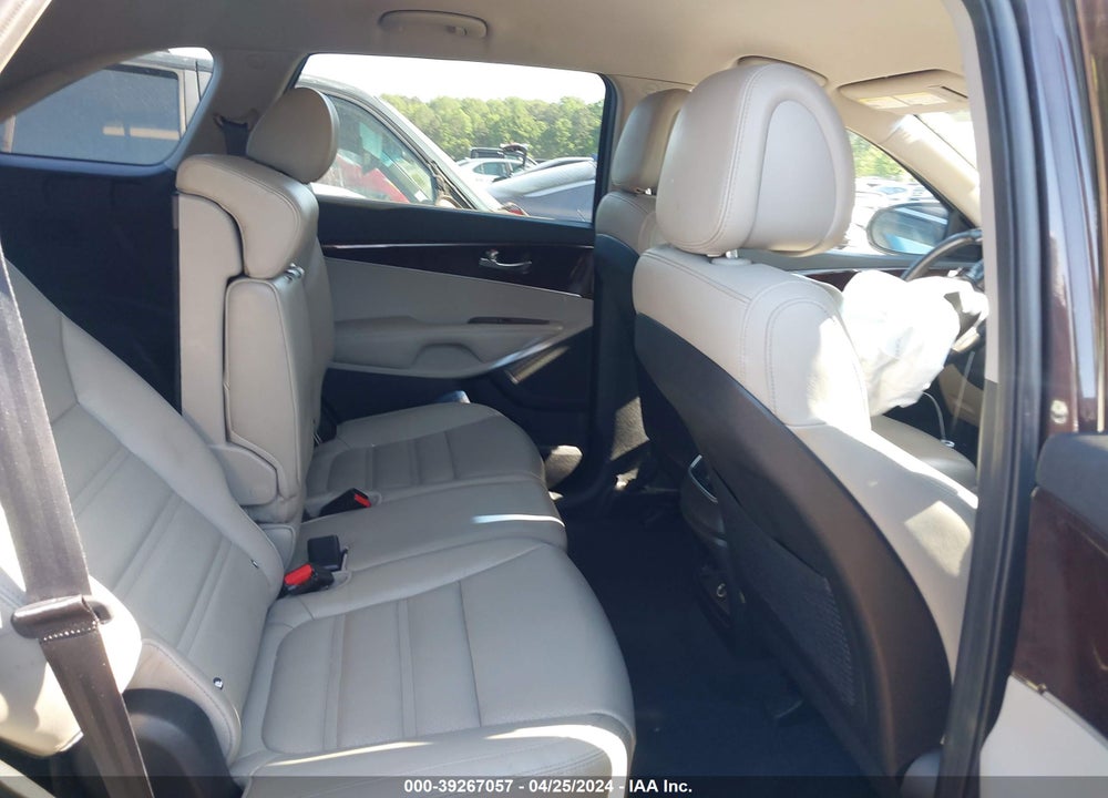 2016 KIA SORENTO 3.3L EX VIN: 5XYPH4A56GG071894
