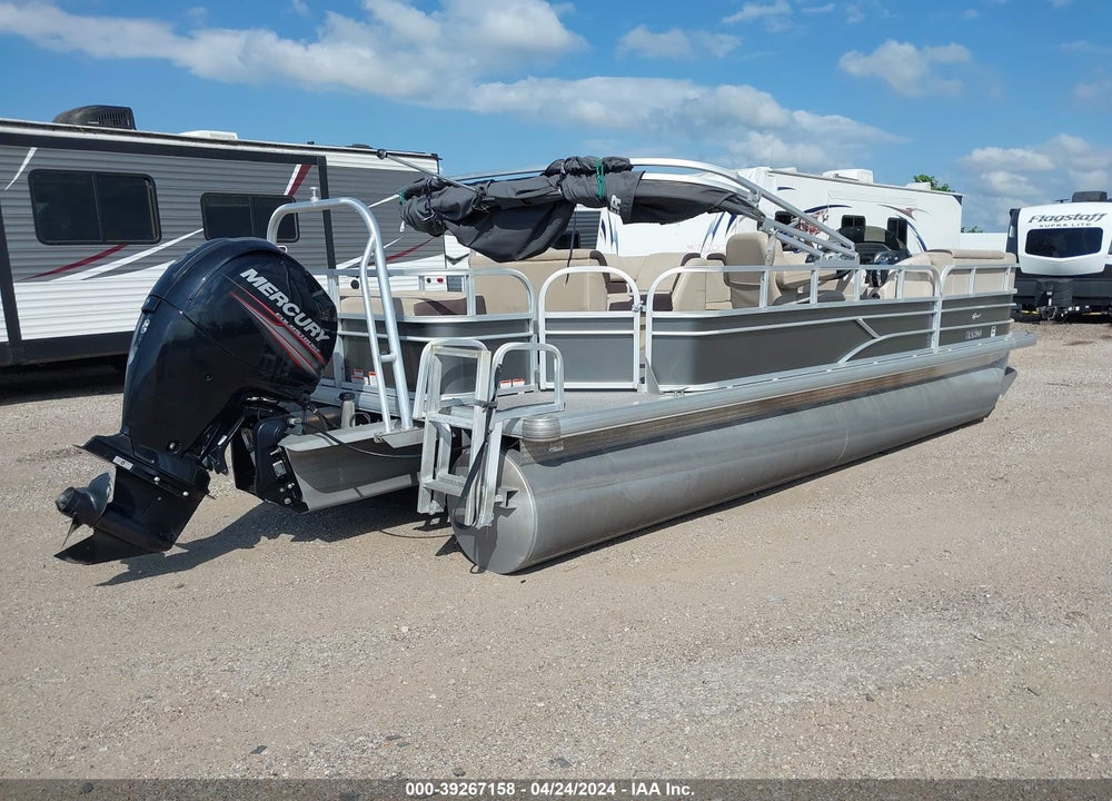 2018 SUNTRACKER PONTOON VIN: BUJ74367B818