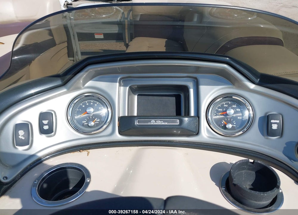 2018 SUNTRACKER PONTOON VIN: BUJ74367B818