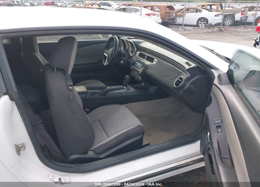 2015 CHEVROLET CAMARO 2LS VIN: 2G1FB1E38F9121296