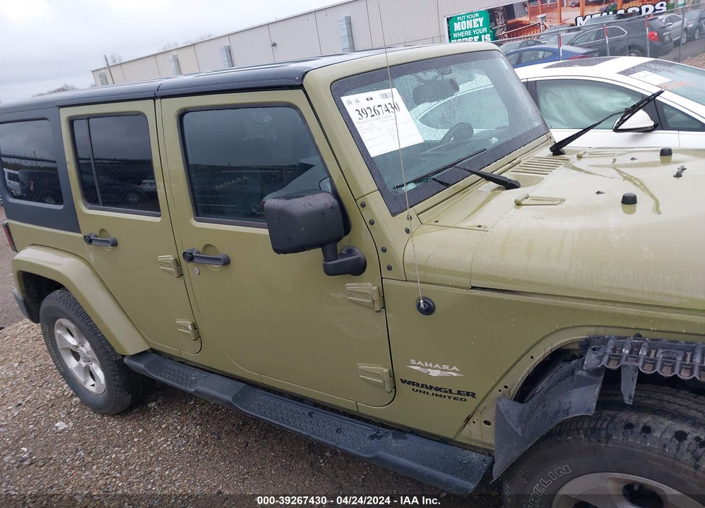 2013 JEEP WRANGLER UNLIMITED SAHARA VIN: 1C4BJWEG1DL633044