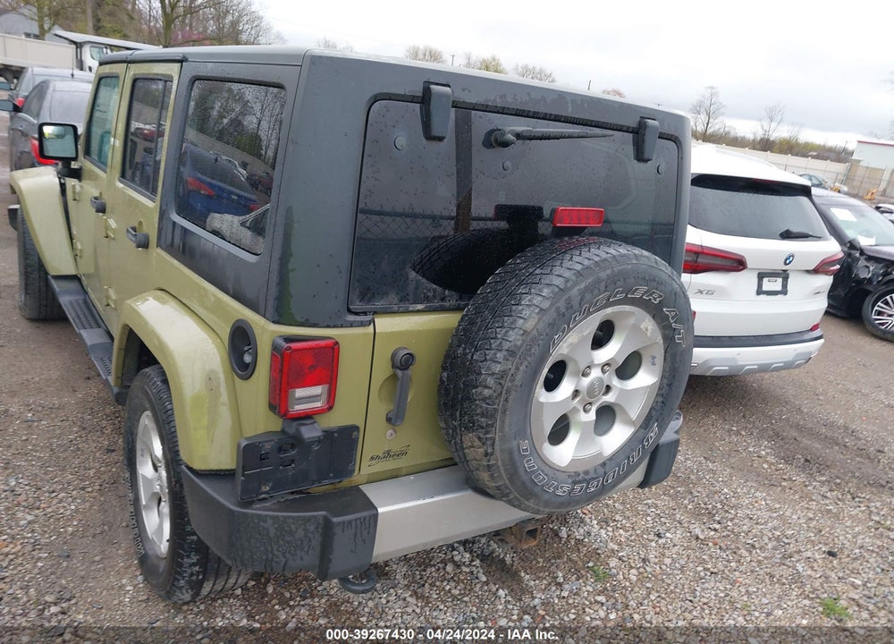 2013 JEEP WRANGLER UNLIMITED SAHARA VIN: 1C4BJWEG1DL633044