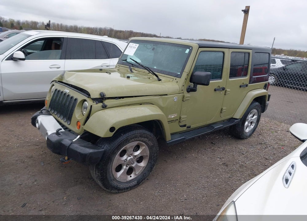 2013 JEEP WRANGLER UNLIMITED SAHARA VIN: 1C4BJWEG1DL633044