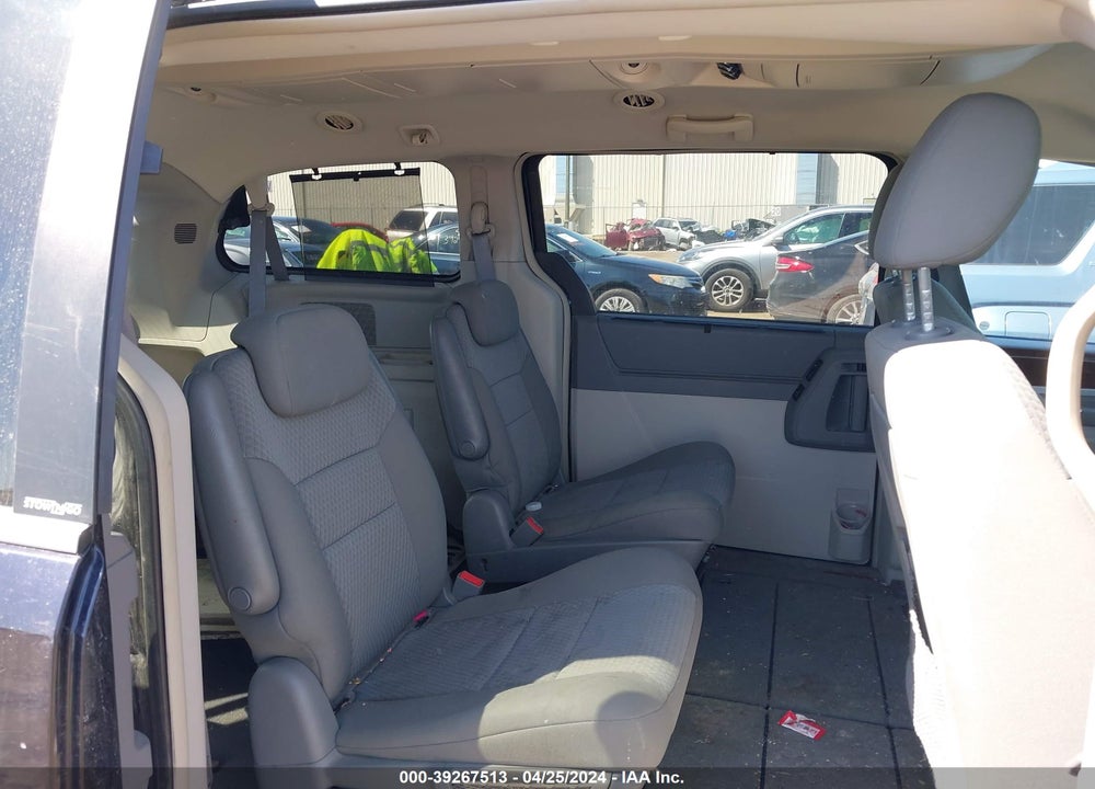 2010 CHRYSLER TOWN & COUNTRY TOURING VIN: 2A4RR5D17AR149018