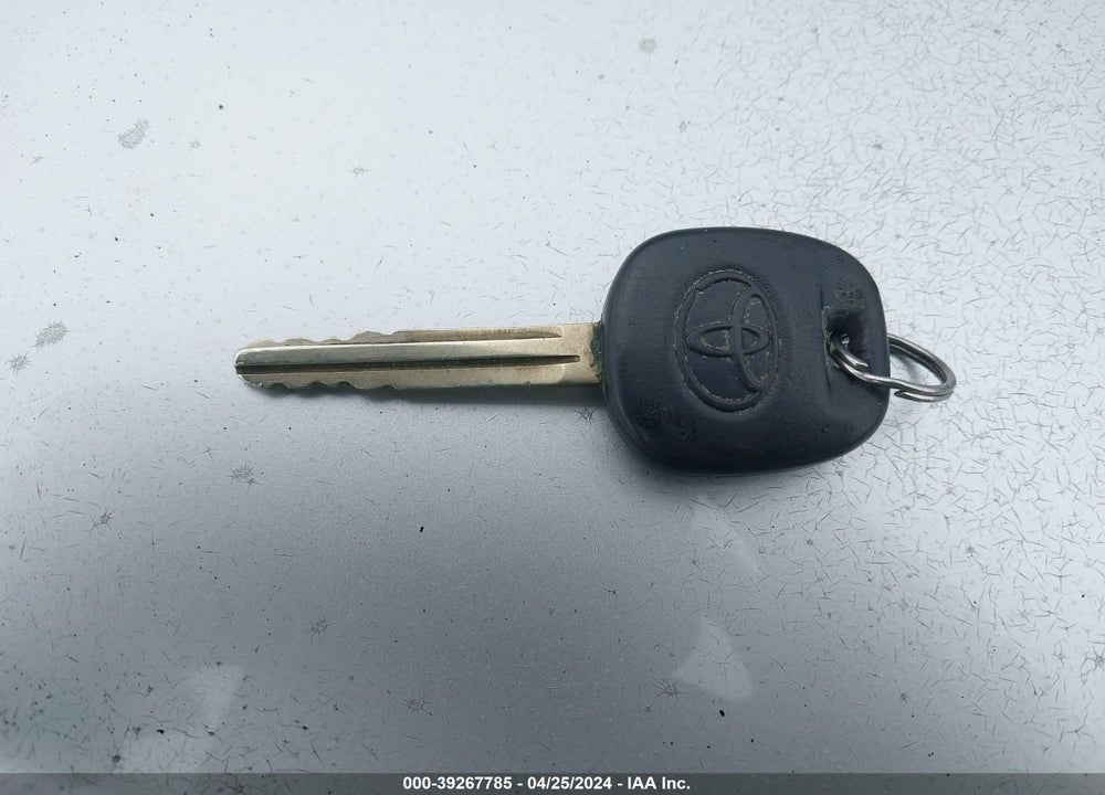 2006 TOYOTA COROLLA CE VIN: JTDBR32E060088601