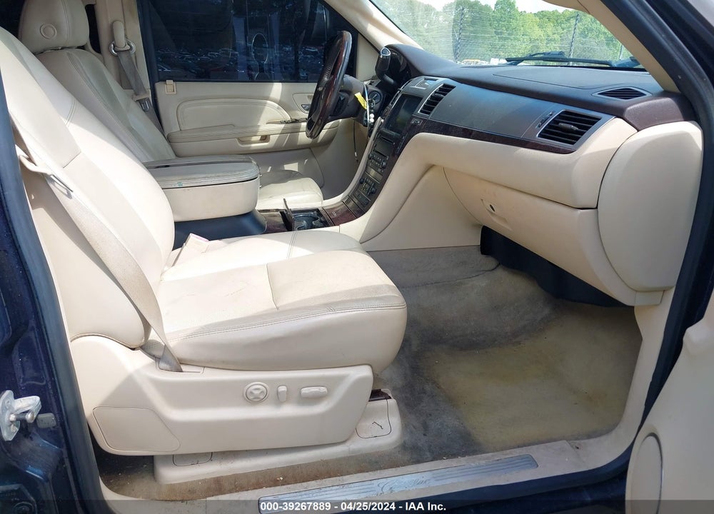 2007 CADILLAC ESCALADE STANDARD VIN: 1GYFK63847R263598