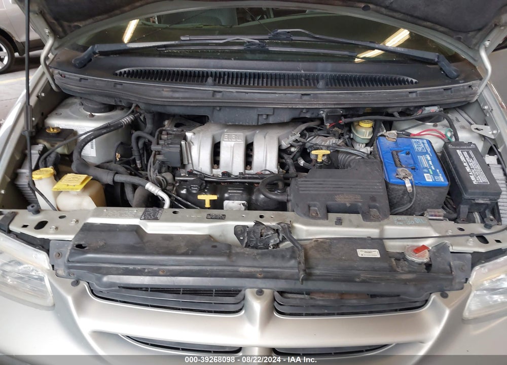 2000 DODGE GRAND CARAVAN SE VIN: 1B4GP44R9YB750035