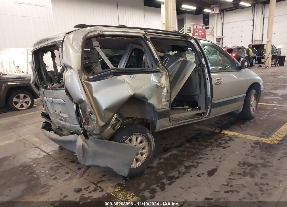 2000 DODGE GRAND CARAVAN SE VIN: 1B4GP44R9YB750035