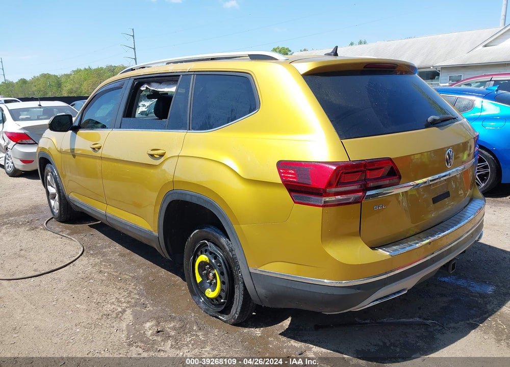 2018 VOLKSWAGEN ATLAS 3.6L V6 SEL VIN: 1V2MR2CA0JC562129