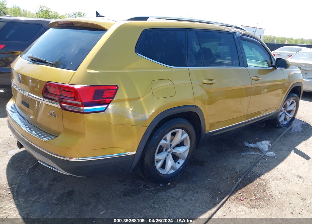 2018 VOLKSWAGEN ATLAS 3.6L V6 SEL VIN: 1V2MR2CA0JC562129