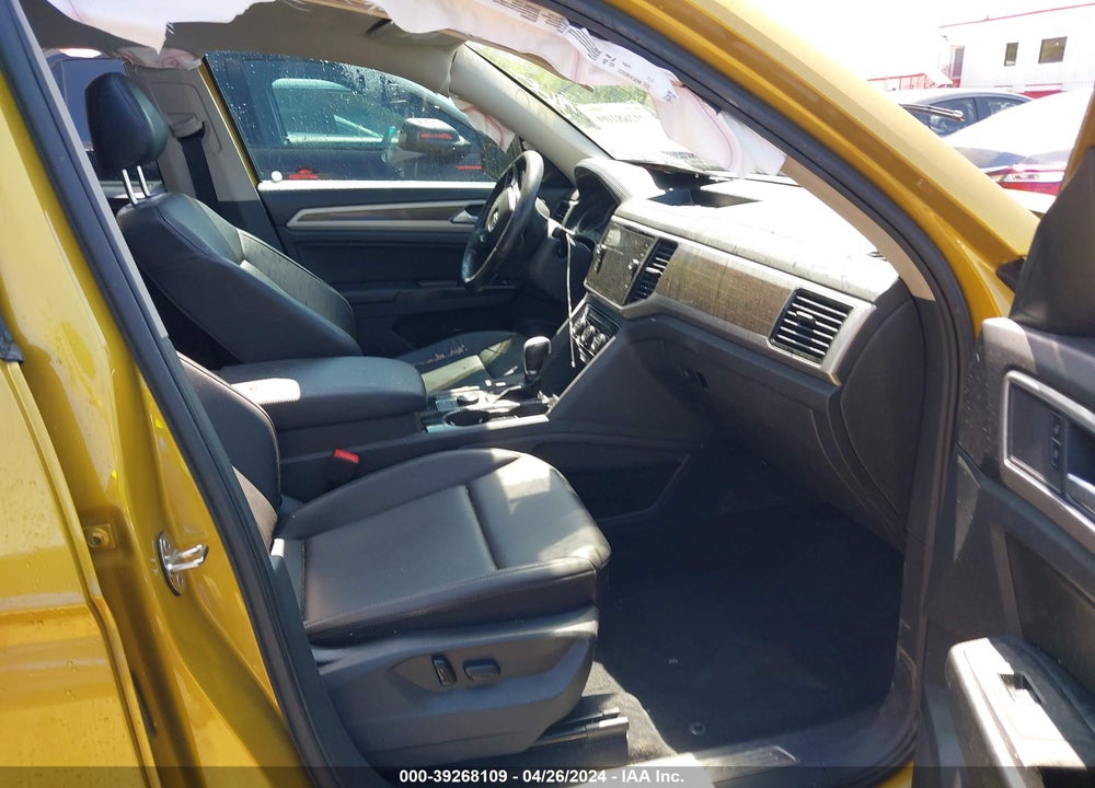 2018 VOLKSWAGEN ATLAS 3.6L V6 SEL VIN: 1V2MR2CA0JC562129