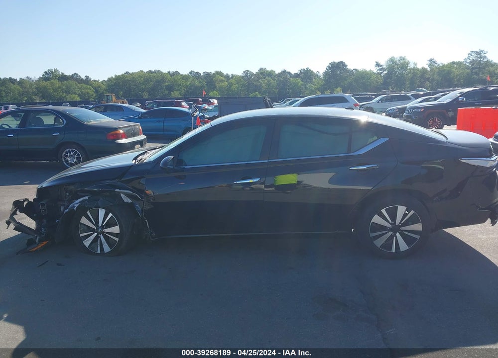 2022 NISSAN ALTIMA SV FWD VIN: 1N4BL4DVXNN313585