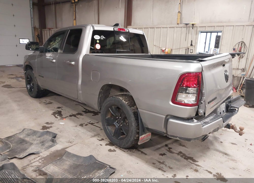 2021 RAM 1500 BIG HORN QUAD CAB 4X4 6'4 BOX VIN: 1C6SRFBT7MN727337