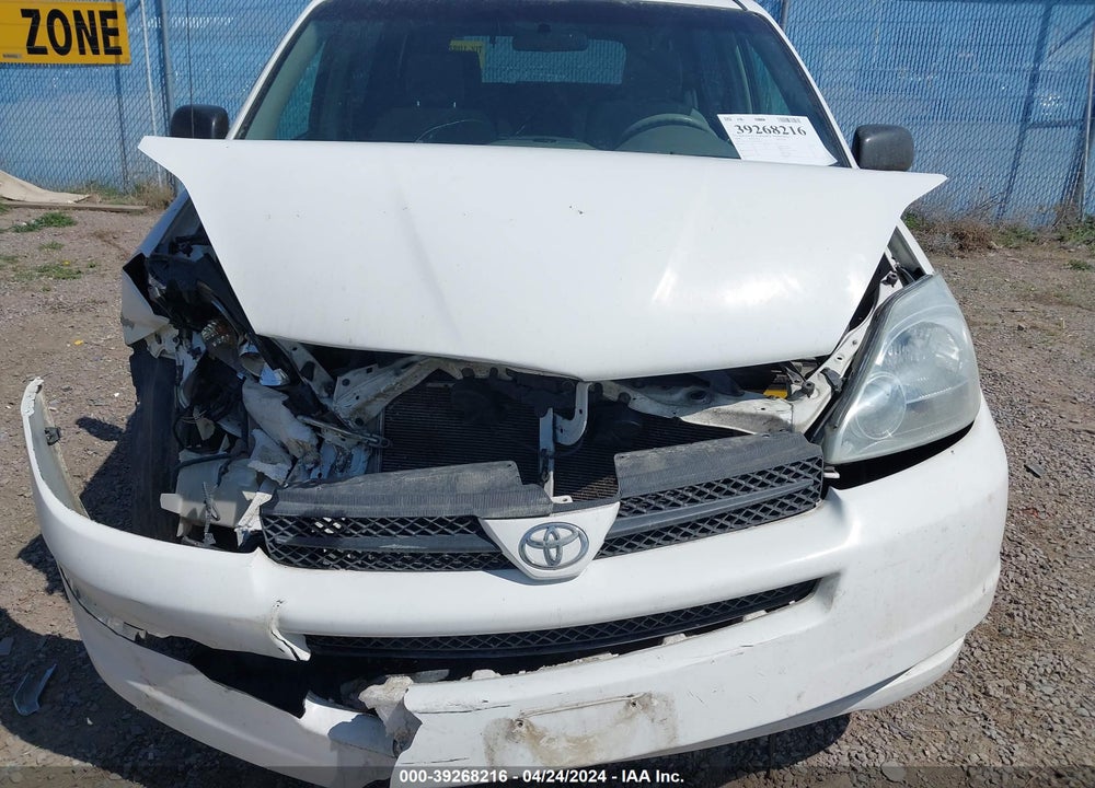 2004 TOYOTA SIENNA LE VIN: 5TDZA23C64S199676