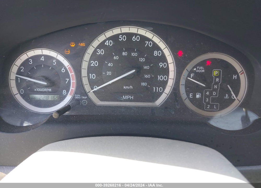 2004 TOYOTA SIENNA LE VIN: 5TDZA23C64S199676