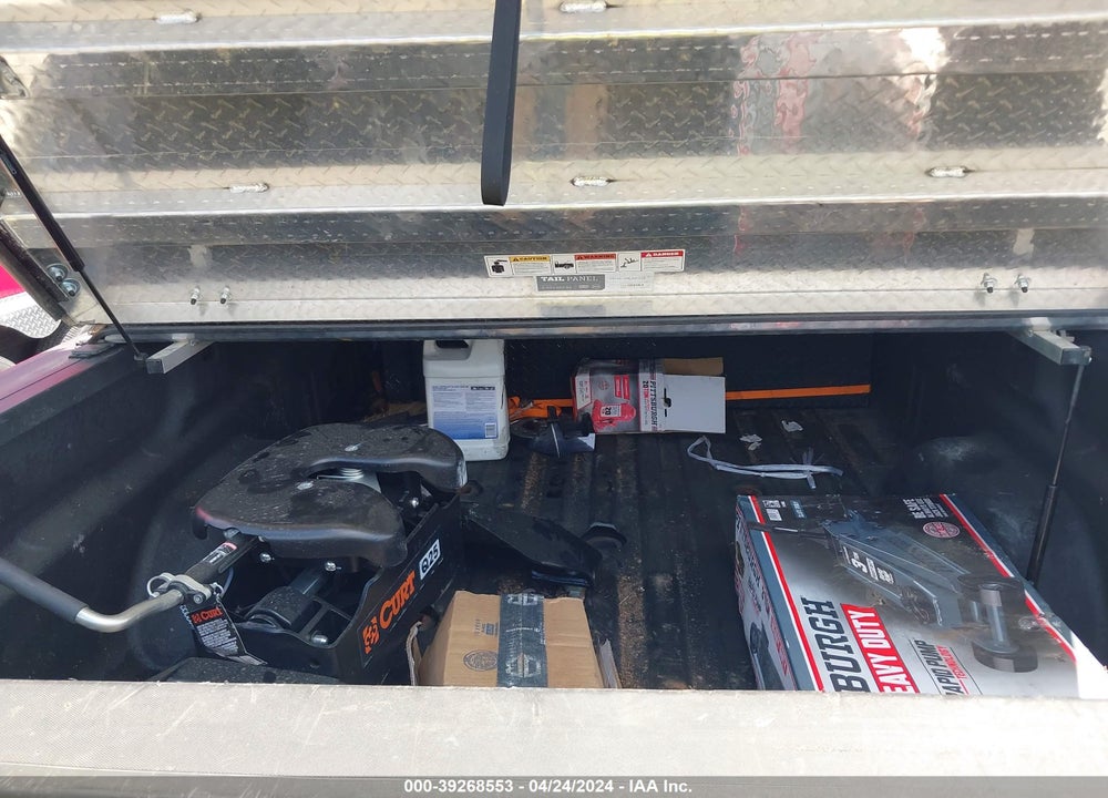 2018 GMC SIERRA 3500HD DENALI VIN: 1GT42YEY4JF279704