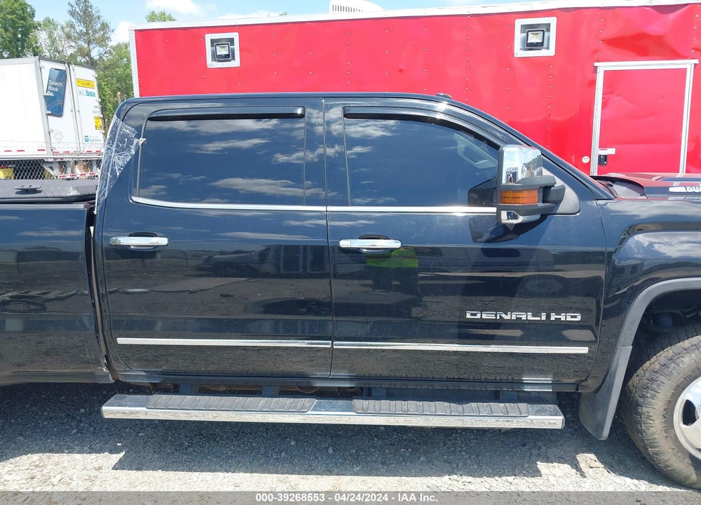 2018 GMC SIERRA 3500HD DENALI VIN: 1GT42YEY4JF279704
