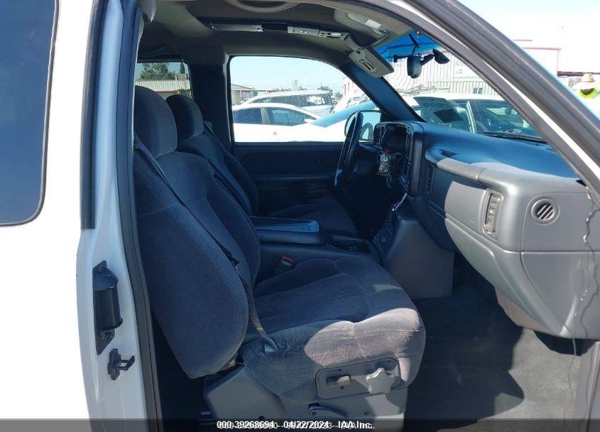 2001 CHEVROLET SILVERADO 1500 LS VIN: 2GCEC19V611394966